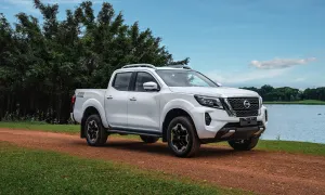 Nissan Navara 2024 nâng cấp cách âm, giá từ 685 triệu đồng